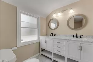 2245 Sunset Dr, Wickliffe, OH 44092 - Photo 18