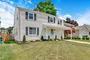 2245 Sunset Dr, Wickliffe, OH 44092 - Photo 2