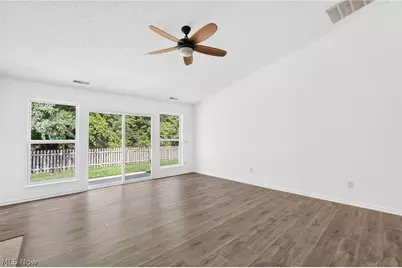 8832 Wheaton Place, North Ridgeville, OH 44039 - Photo 6