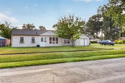 382 Marseilles Avenue, Elyria, OH 44035 - Photo 4
