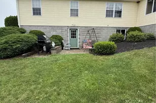 49208 Hickman Rd, East Liverpool, OH 43920 - Photo 2
