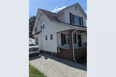 112 Overbaugh Avenue, St Clairsville, OH 43950 - Photo 2