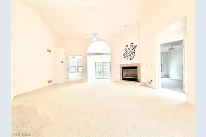 4084 Saint Andrews Court #2, Canfield, OH 44406 - Photo 4
