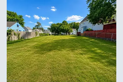1714 Treadway Avenue, Loveland, OH 44109 - Photo 2