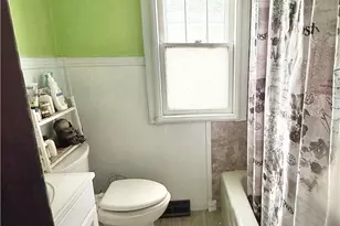 920 E 15th St, Ashtabula, OH 44004 - Photo 8
