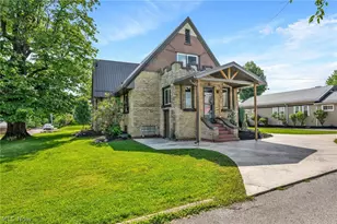 593 Dewey Ave, Cadiz, OH 43907 - Photo 4