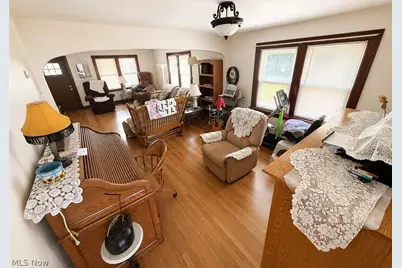 17835 Chillicothe, Chagrin Falls, OH 44023 - Photo 6