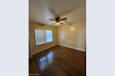 9426 Dickens Avenue, Loveland, OH 44104 - Photo 14