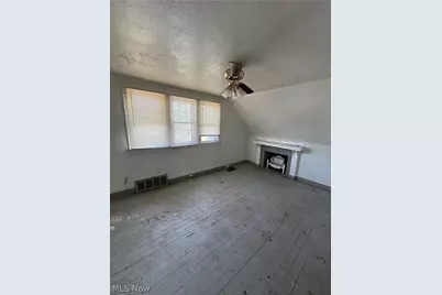 9426 Dickens Avenue, Loveland, OH 44104 - Photo 16