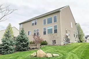 3696 Kenway Blvd, Uniontown, OH 44685 - Photo 34