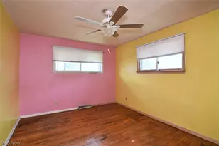 235 Lowrie Blvd, Northfield, OH 44067 - Photo 14
