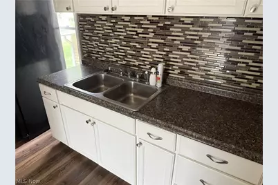 371 Beth Street, Akron, OH 44301 - Photo 2