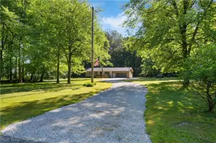 1075 River Rd, Lake Milton, OH 44429 - Photo 2