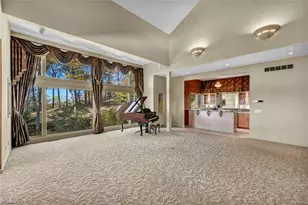 4670 Figgie Dr, Willoughby, OH 44094 - Photo 8