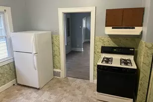 407 E 147th St, Loveland, OH 44110 - Photo 6