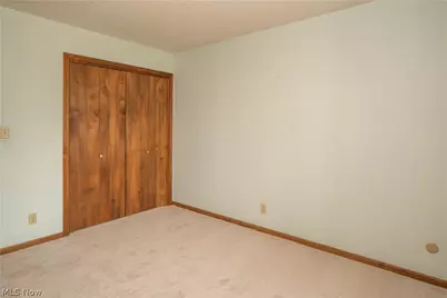 2421 Fairview Road, Uniontown, OH 44685 - Photo 20