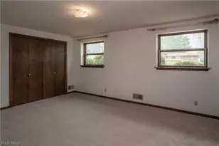 2421 Fairview Rd, Uniontown, OH 44685 - Photo 30