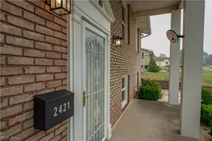 2421 Fairview Rd, Uniontown, OH 44685 - Photo 2