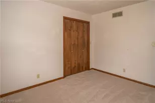2421 Fairview Rd, Uniontown, OH 44685 - Photo 18