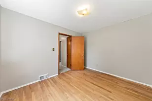 13819 Elsetta Ave, Loveland, OH 44135 - Photo 24