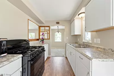13819 Elsetta Avenue, Loveland, OH 44135 - Photo 12