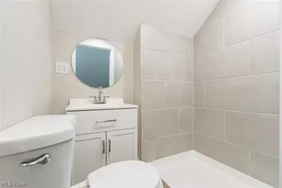 2100 Delmore Street, Cuyahoga Falls, OH 44221 - Photo 24