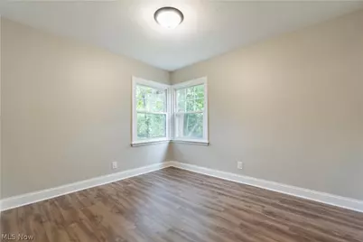 2100 Delmore Street, Cuyahoga Falls, OH 44221 - Photo 16