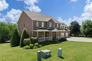 46210 Country Lake Dr, St Clairsville, OH 43950 - Photo 4