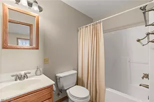 46210 Country Lake Dr, St Clairsville, OH 43950 - Photo 20