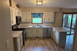 3874 April Dr, Uniontown, OH 44685 - Photo 16