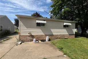 908 Clifford Ave, Akron, OH 44306 - Photo 4