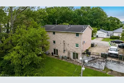 1941 & 1947 Creston Road, Cambridge, OH 43725 - Photo 10