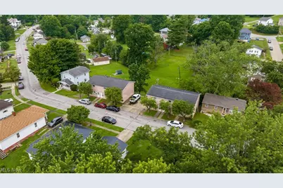 1941 & 1947 Creston Road, Cambridge, OH 43725 - Photo 2