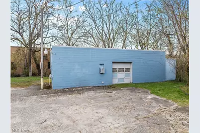 1494 Waterloo Road, Barberton, OH 44203 - Photo 26