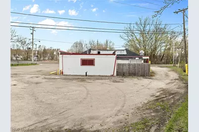 1494 Waterloo Road, Barberton, OH 44203 - Photo 6