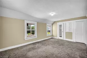 9908 Bessemer Ave, Loveland, OH 44104 - Photo 32