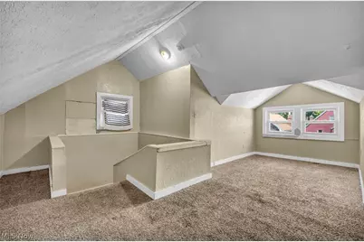 9908 Bessemer Avenue, Loveland, OH 44104 - Photo 30