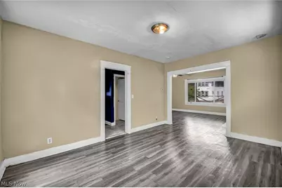 9908 Bessemer Avenue, Loveland, OH 44104 - Photo 14