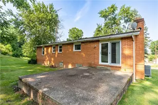 3726 Whitehouse Ave NW, Canton, OH 44709 - Photo 4