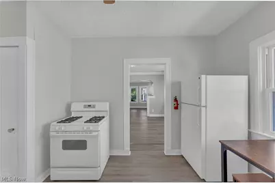 399 Madison Avenue #1, Akron, OH 44320 - Photo 12
