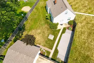 2583 E 38th St, Lorain, OH 44055 - Photo 6