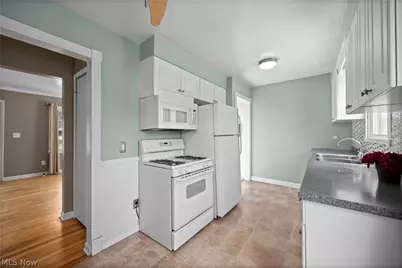 2583 E 38th Street, Lorain, OH 44055 - Photo 12