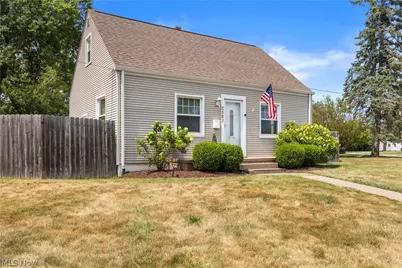 2583 E 38th Street, Lorain, OH 44055 - Photo 4