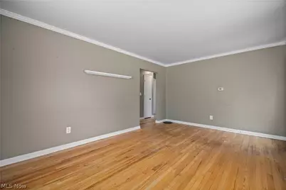 2583 E 38th Street, Lorain, OH 44055 - Photo 10