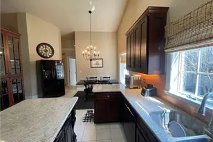 3731 Mercedes Pl, Canfield, OH 44406 - Photo 6