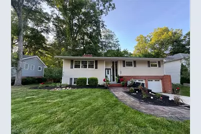 1883 Ashwood Drive, Akron, OH 44313 - Photo 2