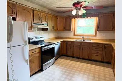 111 Tudor Drive, St Clairsville, OH 43950 - Photo 12