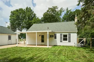 3261 Dewalt Dr, Akron, OH 44312 - Photo 16