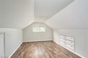3261 Dewalt Dr, Akron, OH 44312 - Photo 10