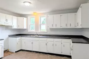 290 W Main St, Alliance, OH 44601 - Photo 6